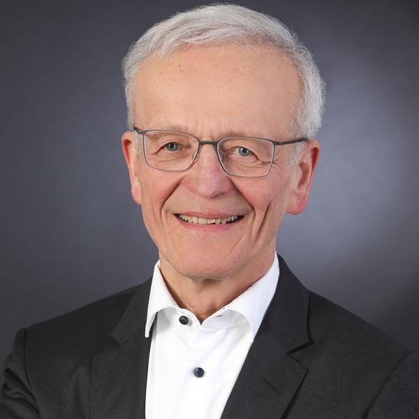 Prof. Dr. Helwig Schmidt-Glintzer
