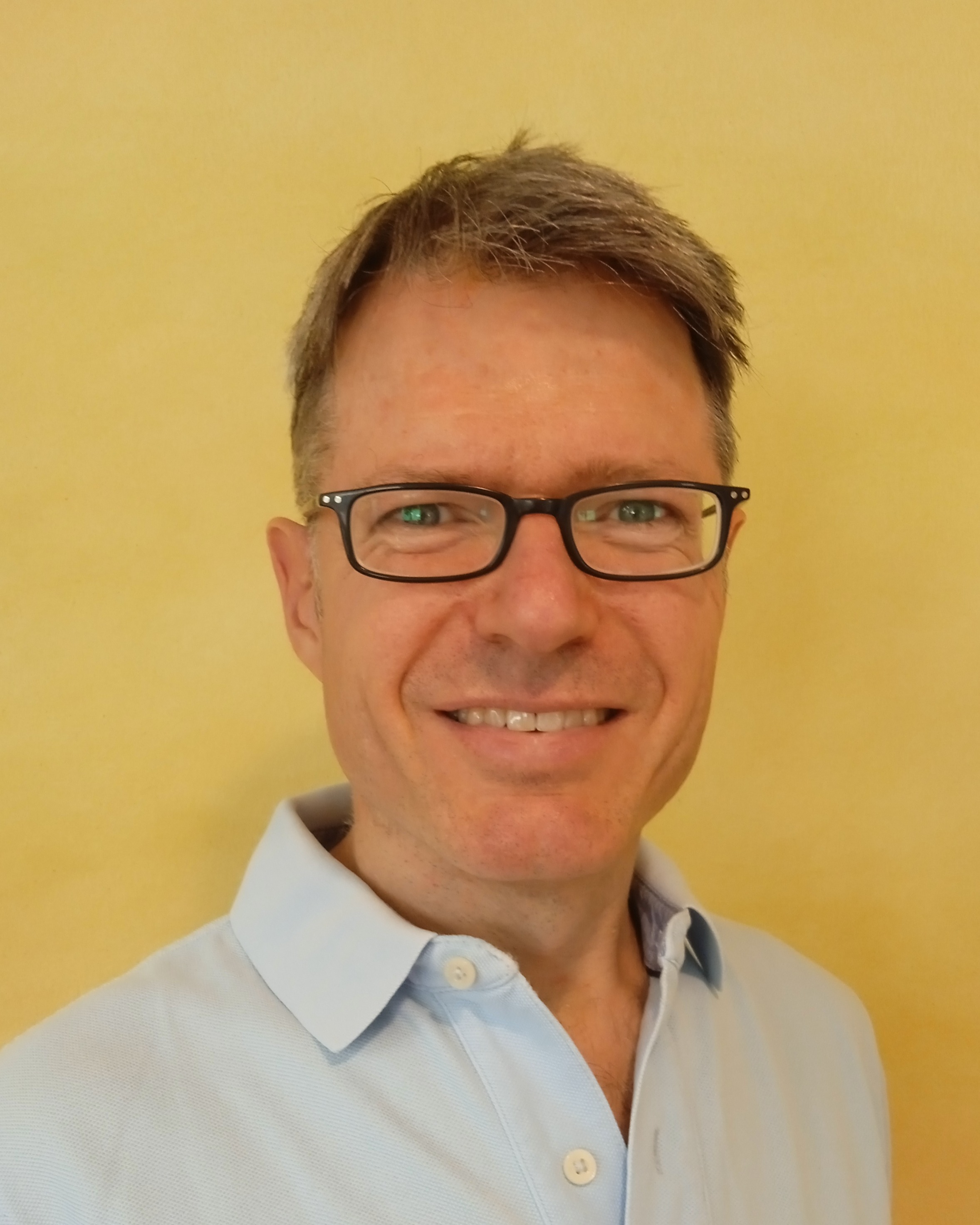 Dr. Roman Pönisch